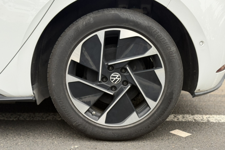 大众ID.3 2025款 聪明款 极智版车身外观6005