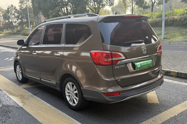 宝骏730 2016款 1.8L iAMT舒适型 7座车身外观6008