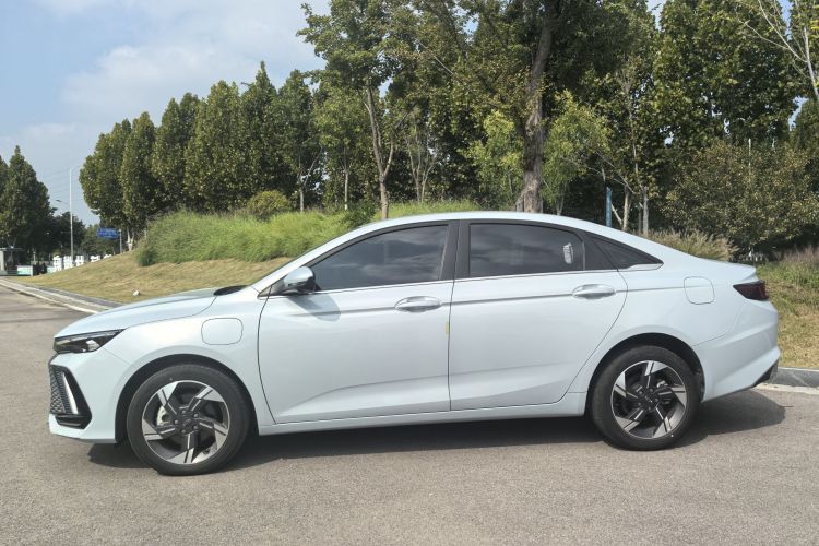 吉利汽车 帝豪L HiP 2022款 1.5TD-DHT Pro 100KM Super 睿车身外观6002