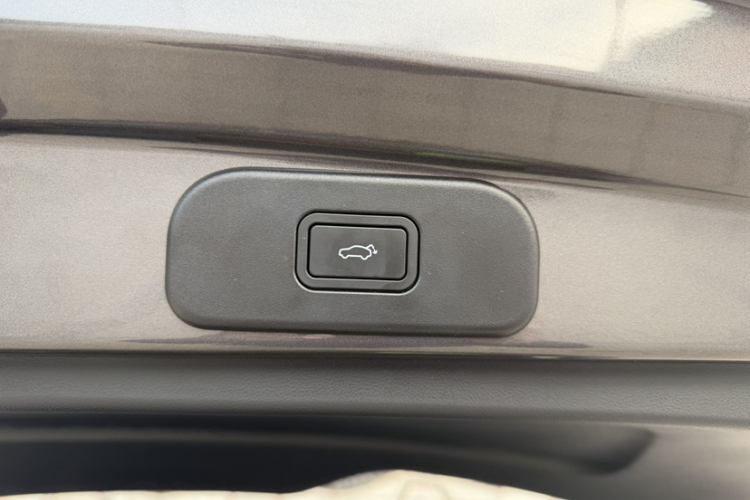 吉利银河 星愿 2025款 310km 梦想版中控内饰7006