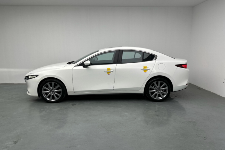 马自达3 昂克赛拉 2023款 2.0L 自动质臻版车身外观6002