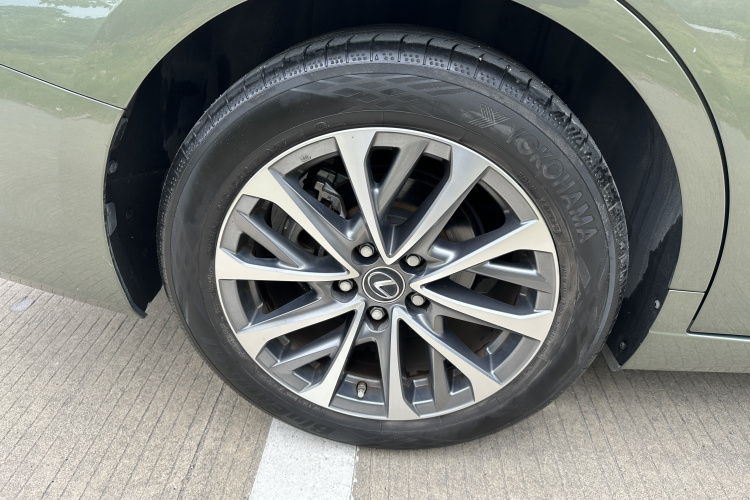 雷克萨斯ES 2021款 200 卓越版车身外观6008