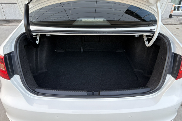 大众 速腾 2013款 2.0TSI GLI局部细节23