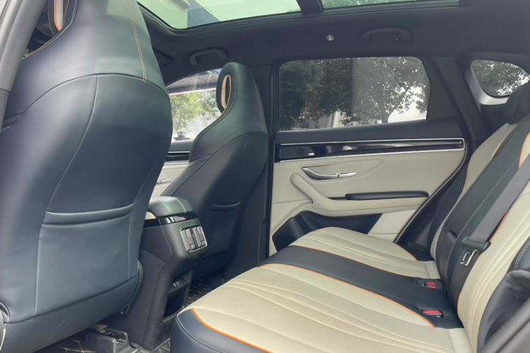 比亚迪 宋Pro新能源 2022款 DM-i 110km 旗舰型Pro中控内饰7002