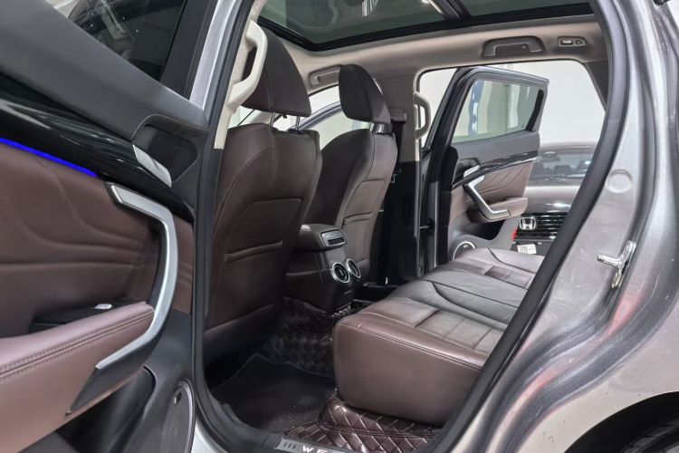 魏牌 VV7 2017款 2.0T 旗舰型中控内饰7003