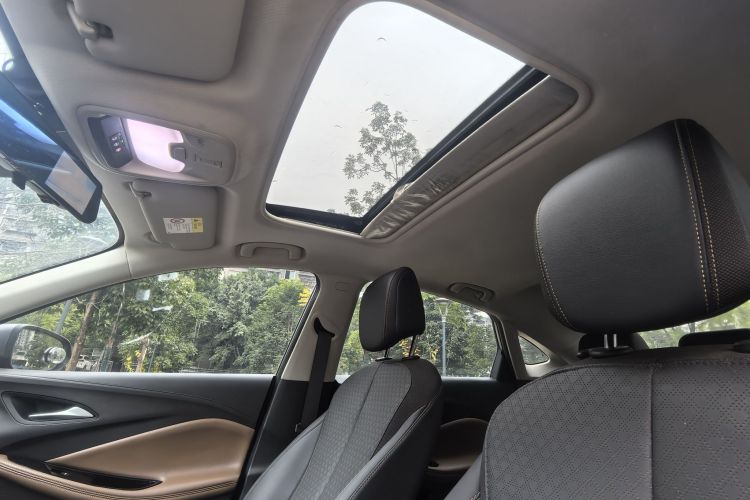 别克 威朗 2022款 Pro 533T 乐享版中控内饰7007