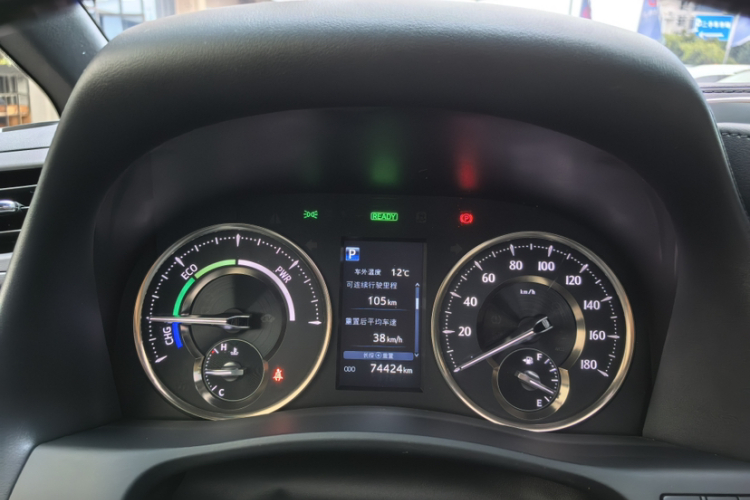 雷克萨斯LM 2020款 300h 七座隽雅版中控内饰15