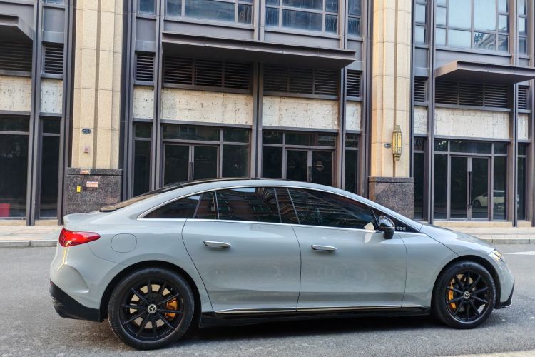 奔驰EQE 2022款 350 先锋版车身外观6006