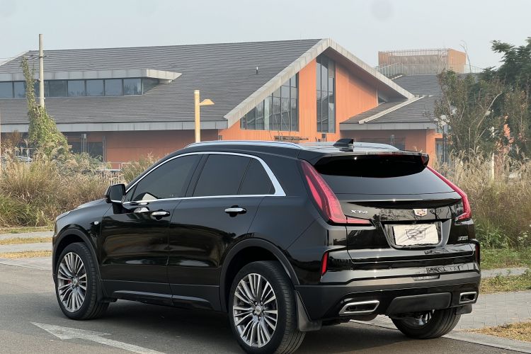 凯迪拉克XT4 2024款 28T 两驱尊贵型车身外观6005