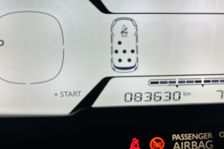 雪铁龙 C4 PICASSO 2015款 Grand 1.6T 时尚型 7座中控内饰15