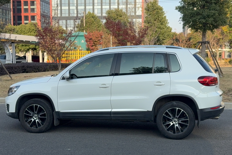 大众 途观 2016款 300TSI 自动两驱豪华版车身外观6007