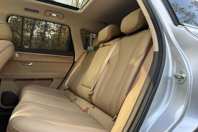 鸿蒙智行 问界M7 2024款 1.5T 智驾四驱Max版 5座中控内饰7002