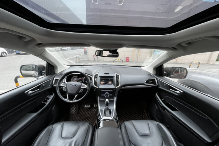 福特 锐界 2015款 2.7T GTDi 四驱尊锐型 7座中控内饰7002