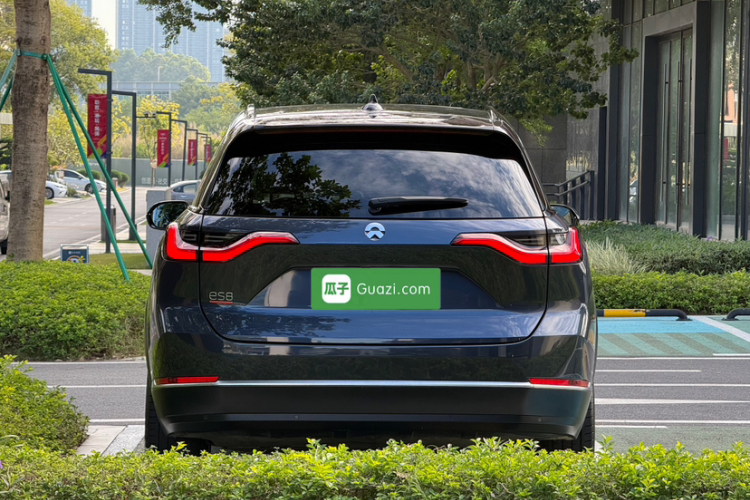 蔚来ES8 2020款 415KM 签名版 六座版车身外观6004