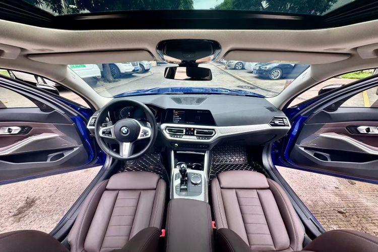 宝马3系 2020款 改款 325Li M运动曜夜套装中控内饰7003