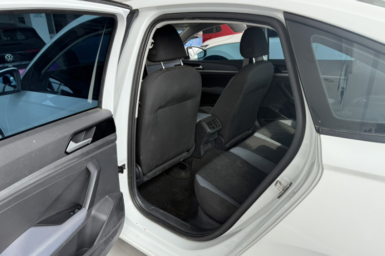 大众 朗逸 2023款 1.5L 自动得逸版中控内饰7003