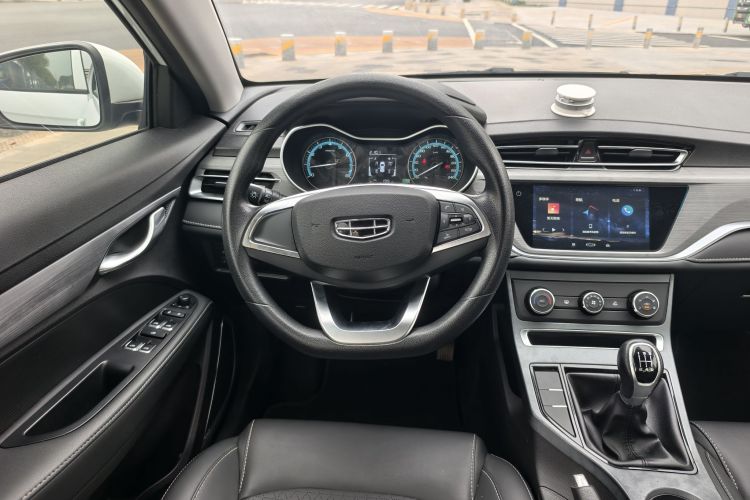 吉利汽车 帝豪 2021款 UP 1.5L 手动舒适型中控内饰7005