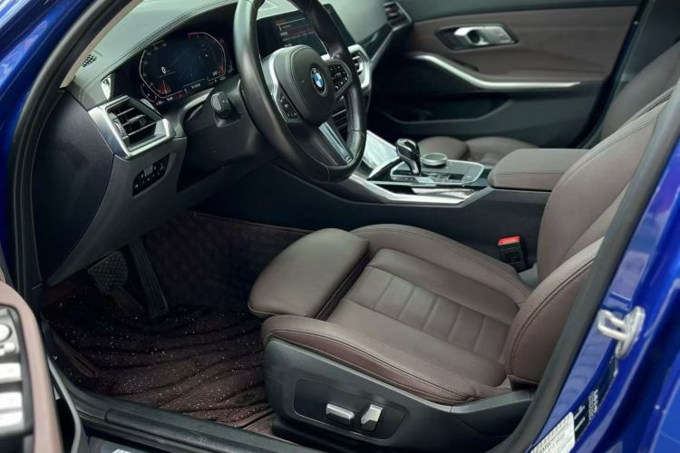 宝马3系 2021款 改款 320Li M运动套装车身外观6008