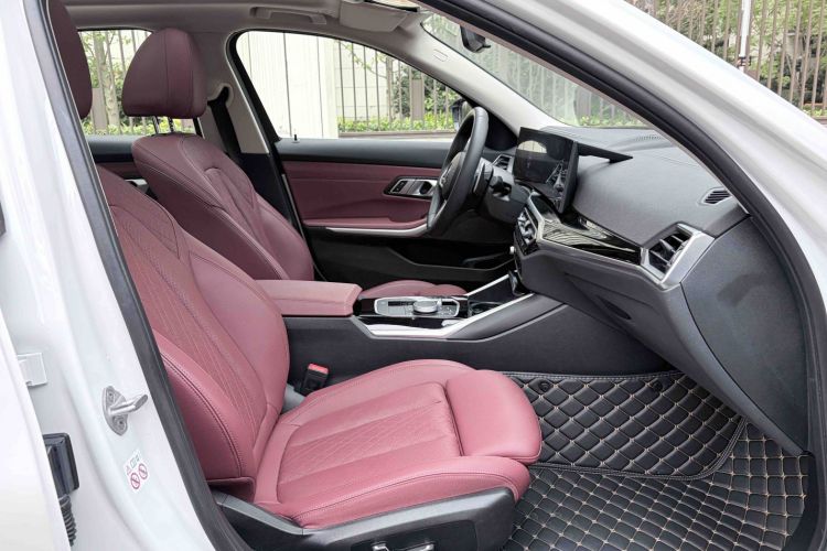 宝马3系 2024款 320Li M运动套装局部细节41