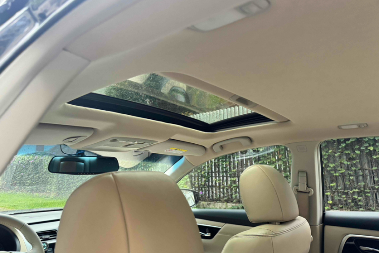 日产 天籁 2016款 改款 2.0L XL舒适版中控内饰7007