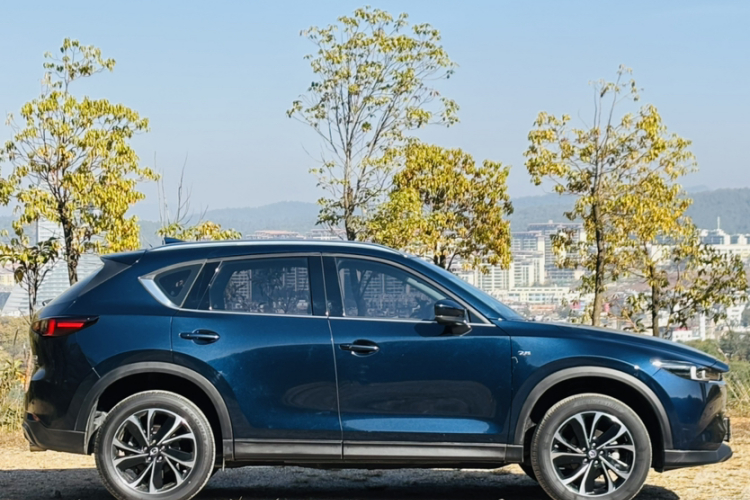马自达CX-5 2022款 2.5L 自动四驱尊耀型车身外观6002