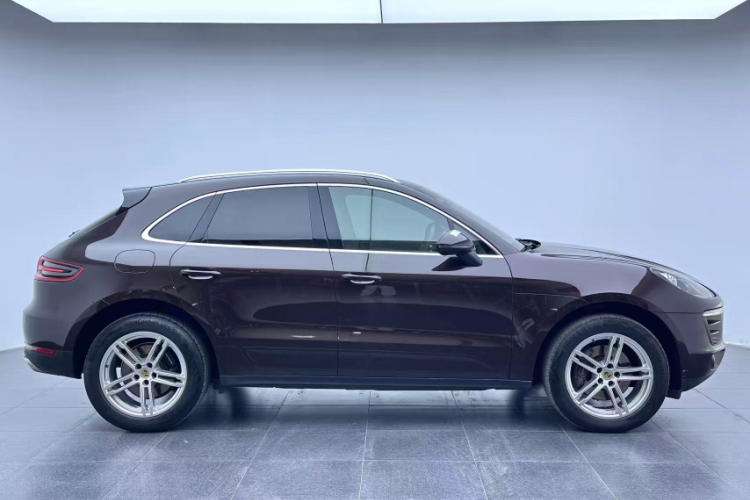 保时捷 2014款 Macan 2.0T车身外观6005