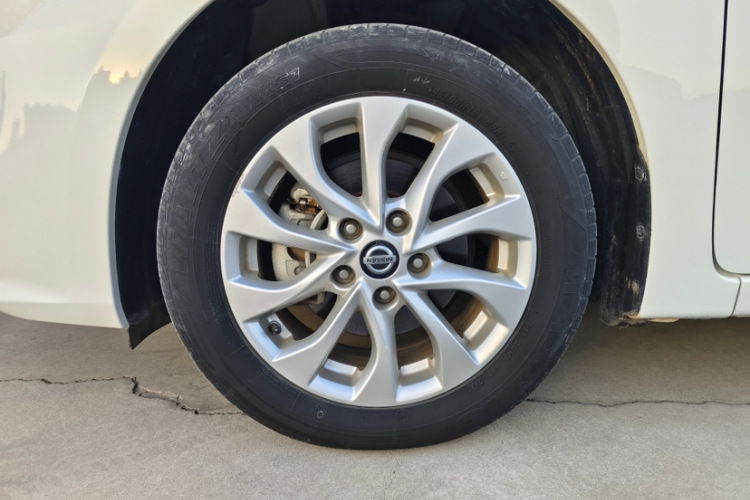 日产 轩逸 2021款 经典 1.6XL CVT豪华版车身外观6005