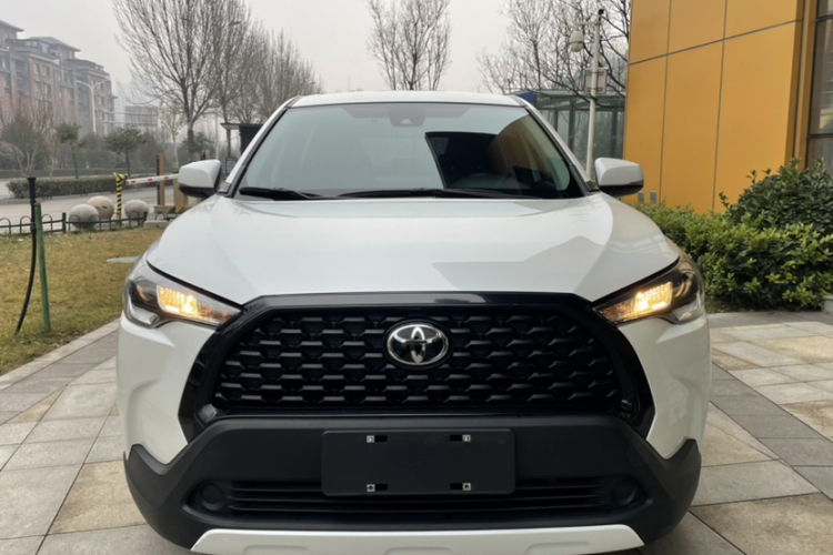 丰田 卡罗拉锐放 2022款 2.0L 先锋版车身外观6001