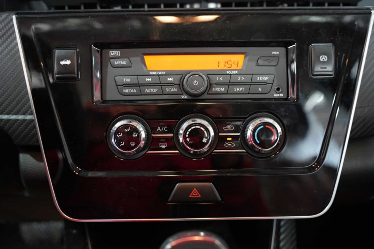 启辰D60 2023款 PLUS 1.6L XE CVT潮领版中控内饰7003