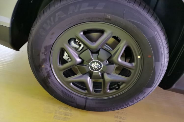 比亚迪 秦PLUS 2025款 DM-i 智驾版 55KM领先型车身外观6007