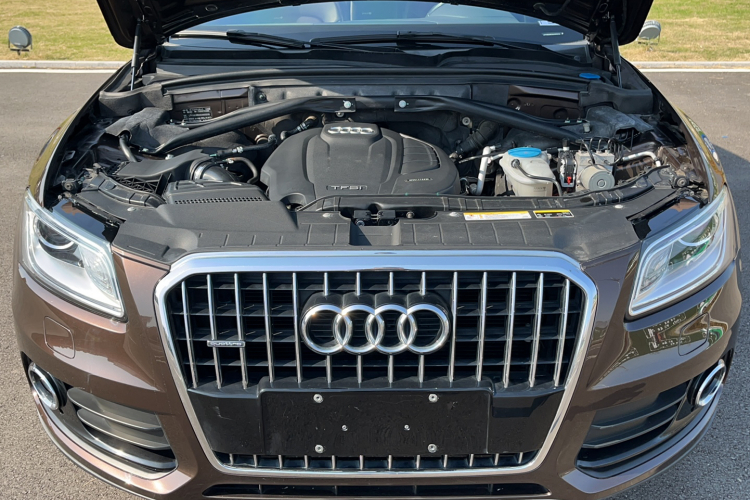 奥迪Q5 2016款 40 TFSI 进取型局部细节24