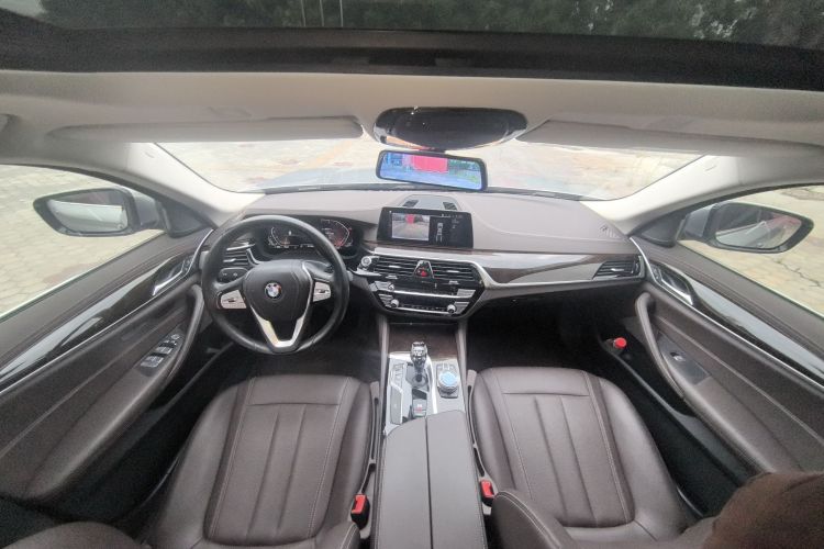 宝马5系 2020款 525Li 豪华套装中控内饰7001