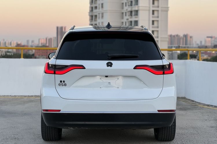 蔚来ES8 2020款 450KM 签名版 六座版车身外观6007