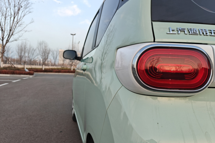 五菱汽车 宏光MINIEV 2024款 第三代 215km 进阶版车身外观6008