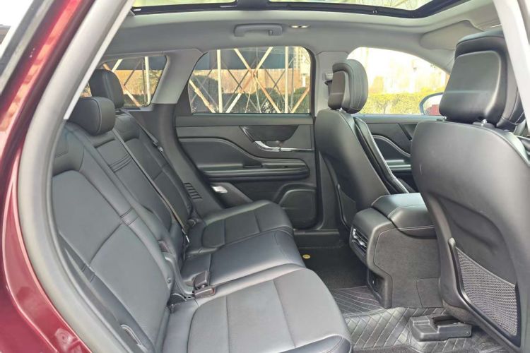 林肯 冒险家 2022款 2.0T 两驱尊雅版中控内饰7003