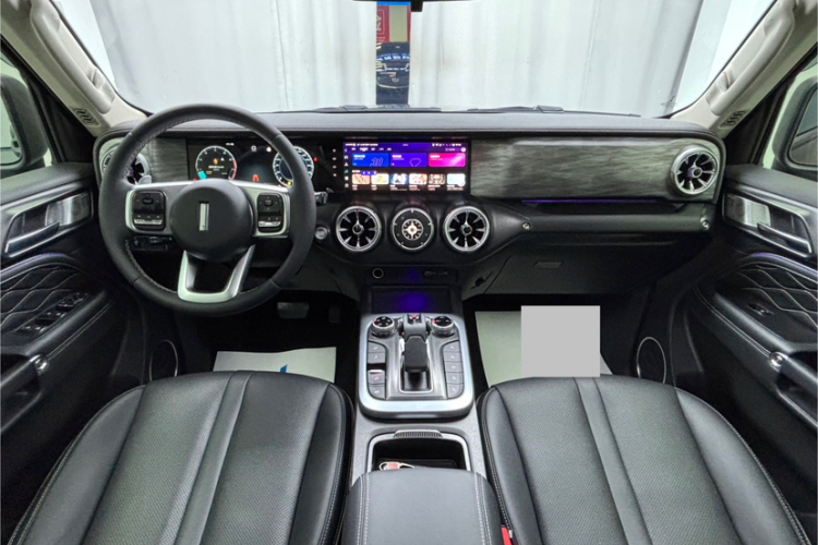 坦克300 2021款 越野版 2.0T 征服者局部细节23