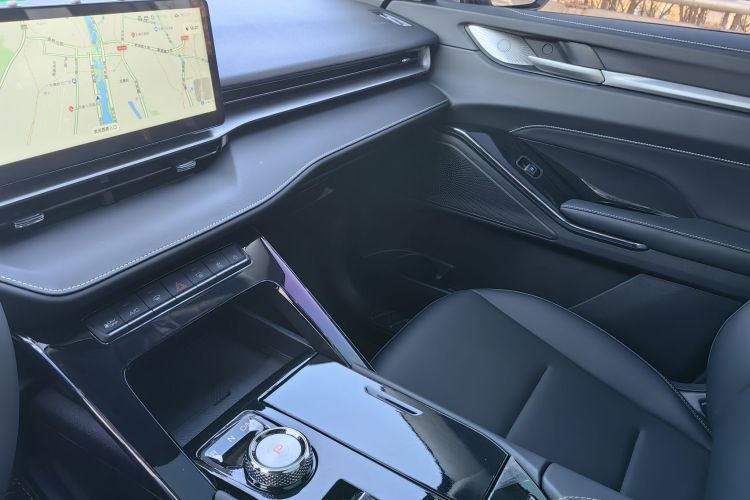 哈弗H6 2021款 第三代 1.5T 自动两驱Pro中控内饰7004