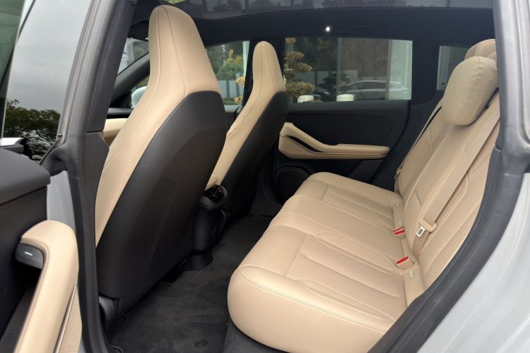 蔚来ET5T 2024款 75kWh Touring中控内饰7002