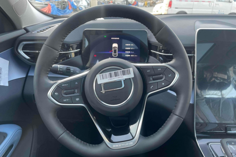 奔腾T90 2023款 1.5T DCT 自动豪华型中控内饰7005