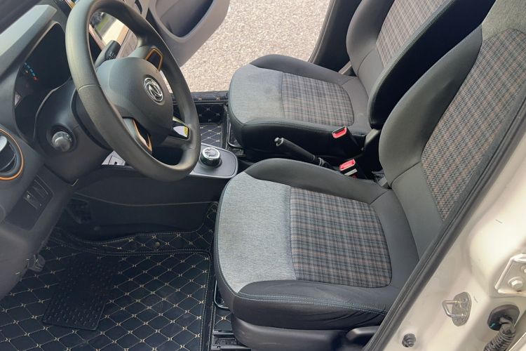 东风纳米EX1 2021款 质行版中控内饰7001