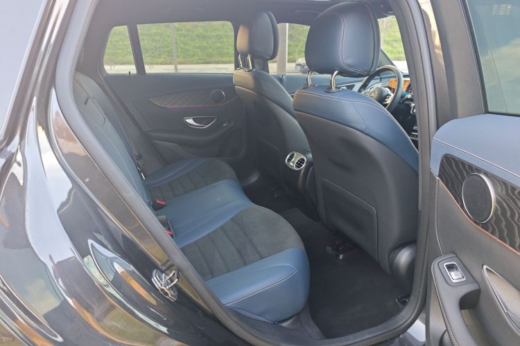 奔驰EQC 2022款 改款 EQC 400 4MATIC中控内饰7004