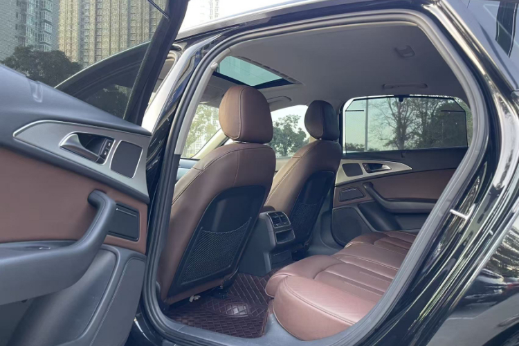 奥迪A6L 2016款 30 FSI 技术型中控内饰7002