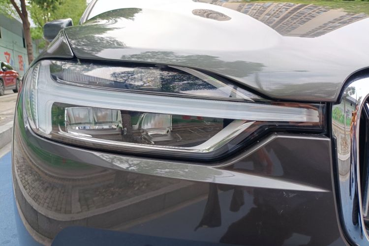 沃尔沃XC60 2019款 T5 四驱智逸版 国VI车身外观6008