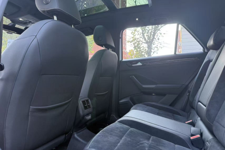 大众 T-ROC探歌 2020款 280TSI DSG两驱豪华型中控内饰7006