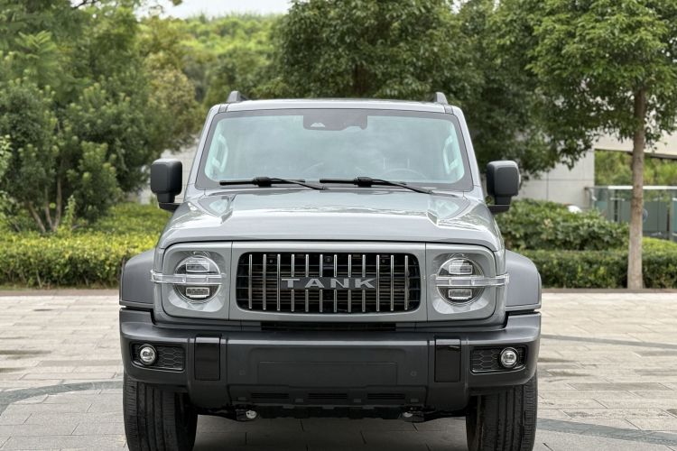 坦克300 2021款 越野版 2.0T 征服者车身外观6002