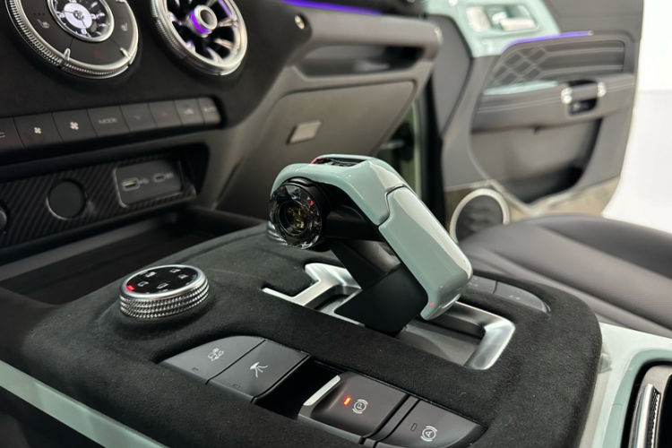 坦克300 2023款 2.0T 铁骑02中控内饰7012