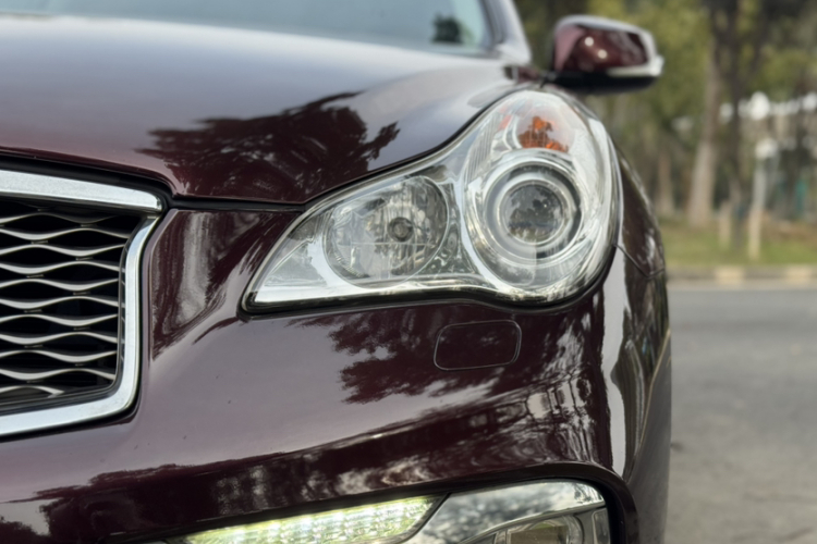 英菲尼迪QX50 2015款 2.5L 舒适版车身外观6012