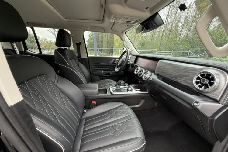 坦克300 2023款 越野版 2.0T 挑战者局部细节22