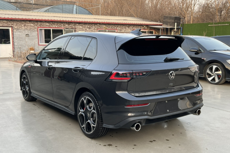 大众 高尔夫GTI 2025款 380TSI DSG GTI车身外观6003