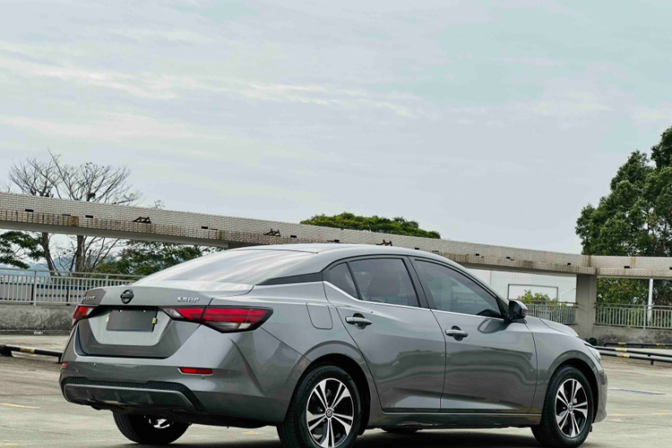 日产 轩逸 2022款 1.6L XL CVT悦享版车身外观6004